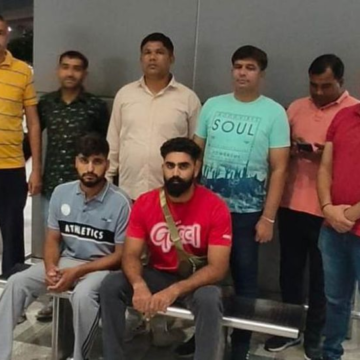 कैथल पुलिस ने युवकों को किया परिजनों के हवाले:इंडोनेशिया में बनाए गए थे बंधक, सीआईए टीम ने किया सकुशल रेस्क्यू