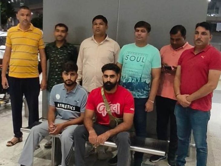 कैथल पुलिस ने युवकों को किया परिजनों के हवाले:इंडोनेशिया में बनाए गए थे बंधक, सीआईए टीम ने किया सकुशल रेस्क्यू